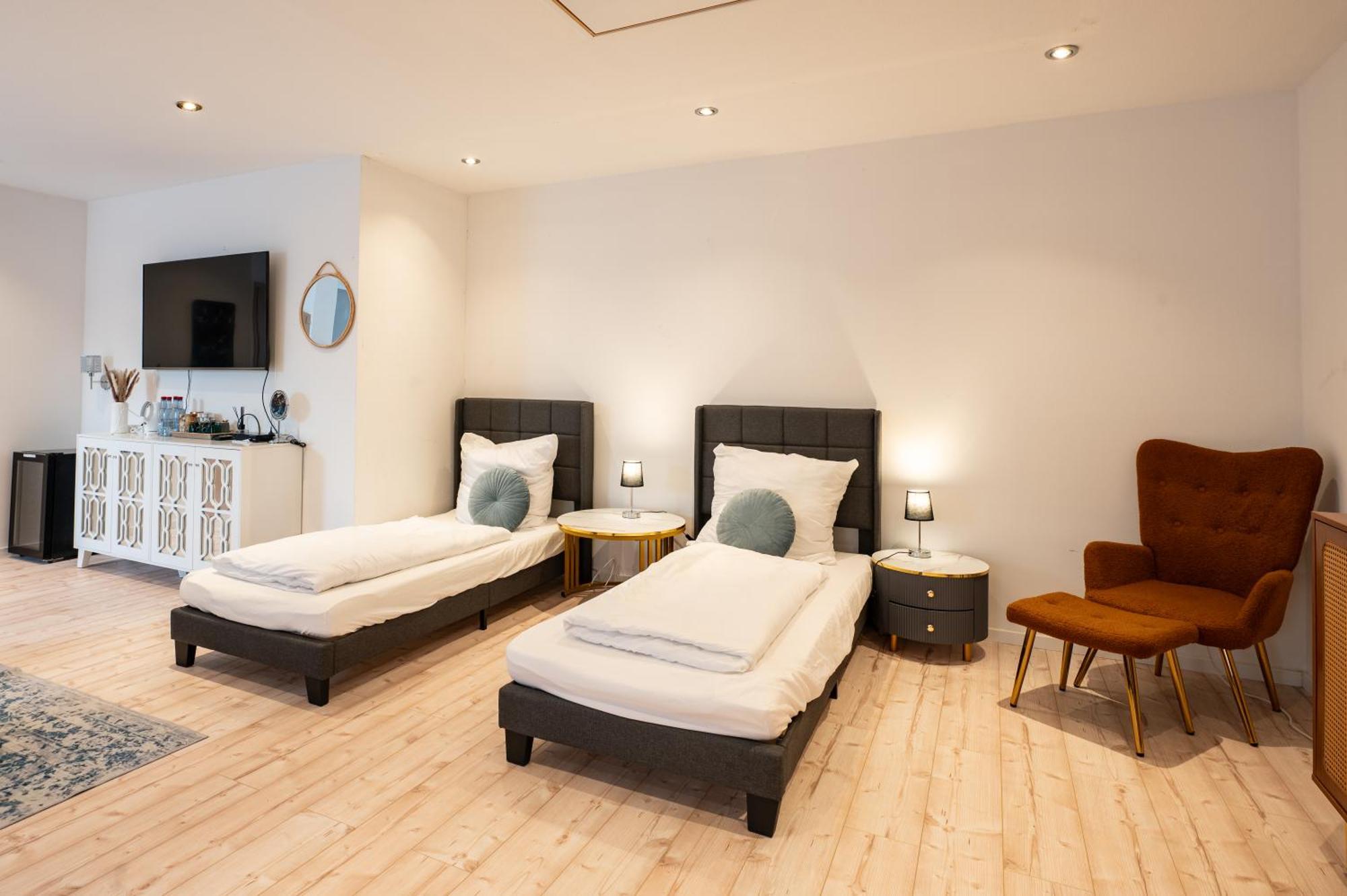 Ad Apartments Tonndorf Хамбург Екстериор снимка