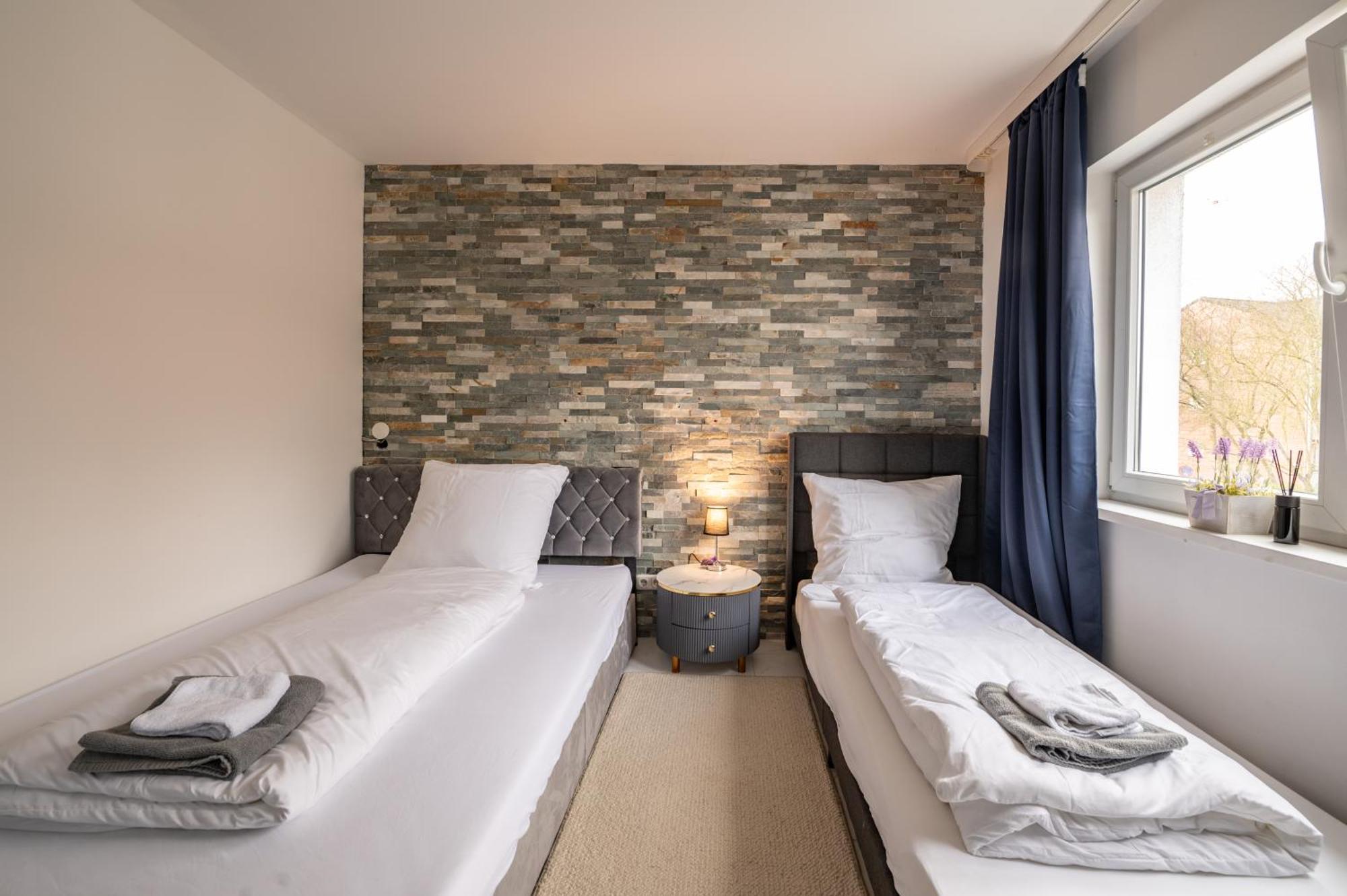 Ad Apartments Tonndorf Хамбург Екстериор снимка